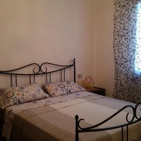 La Casetta Di Badolo Bed & Breakfast